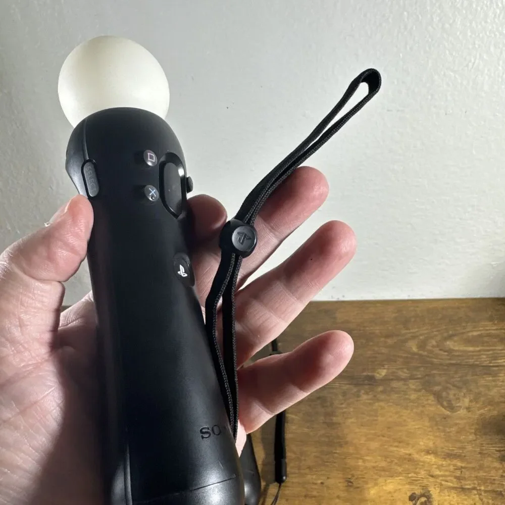 2 x OEM Sony Playstation 4 Move Motion Controllers PS4 - CECH-ZCM2U PSVR